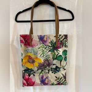 Floral Canvas Tote Like New